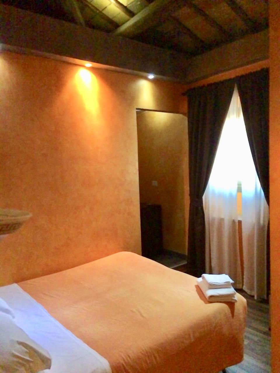 Hotel Caput Mundi Rom Exterior foto